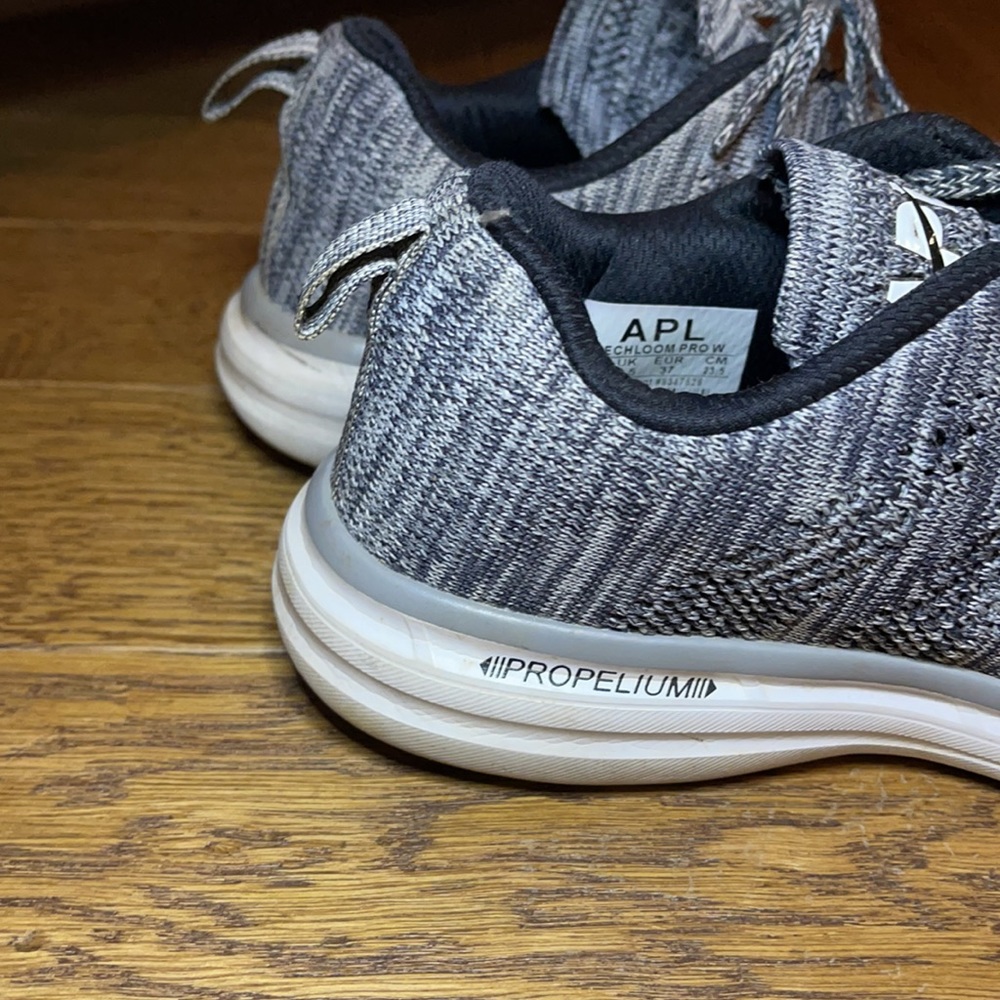 Lightly worn APL TechLoom Pro - Picture 4 of 5